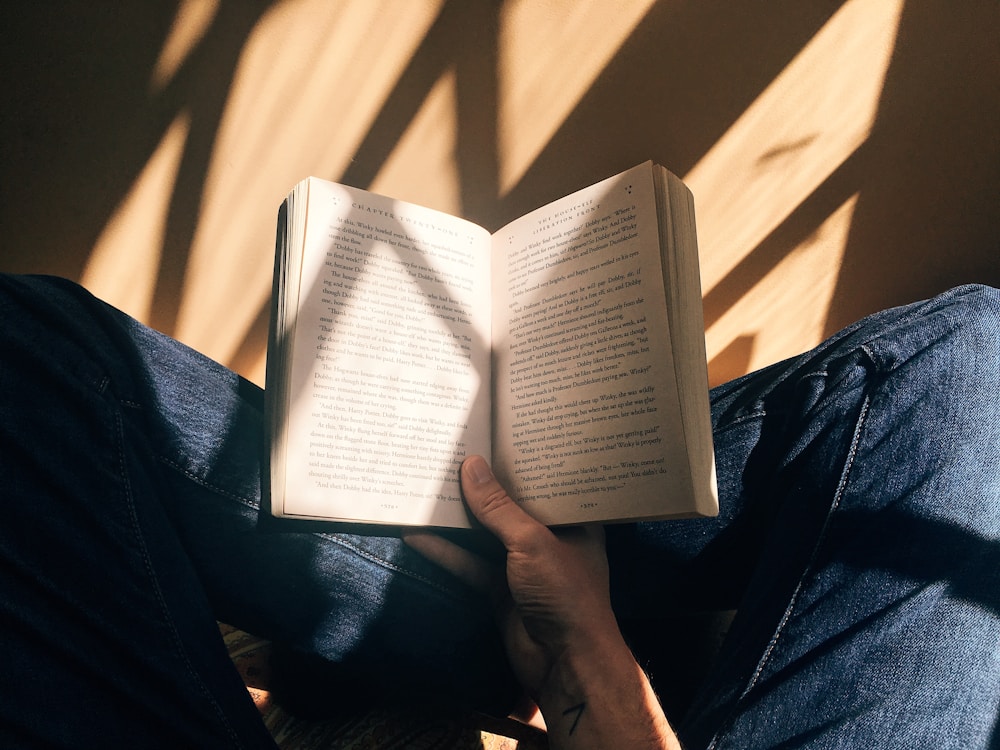 Páginas de um livro aberto